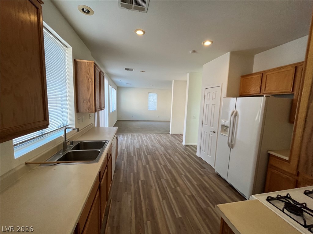 5519 Amy Lynn Street Property Photo 6