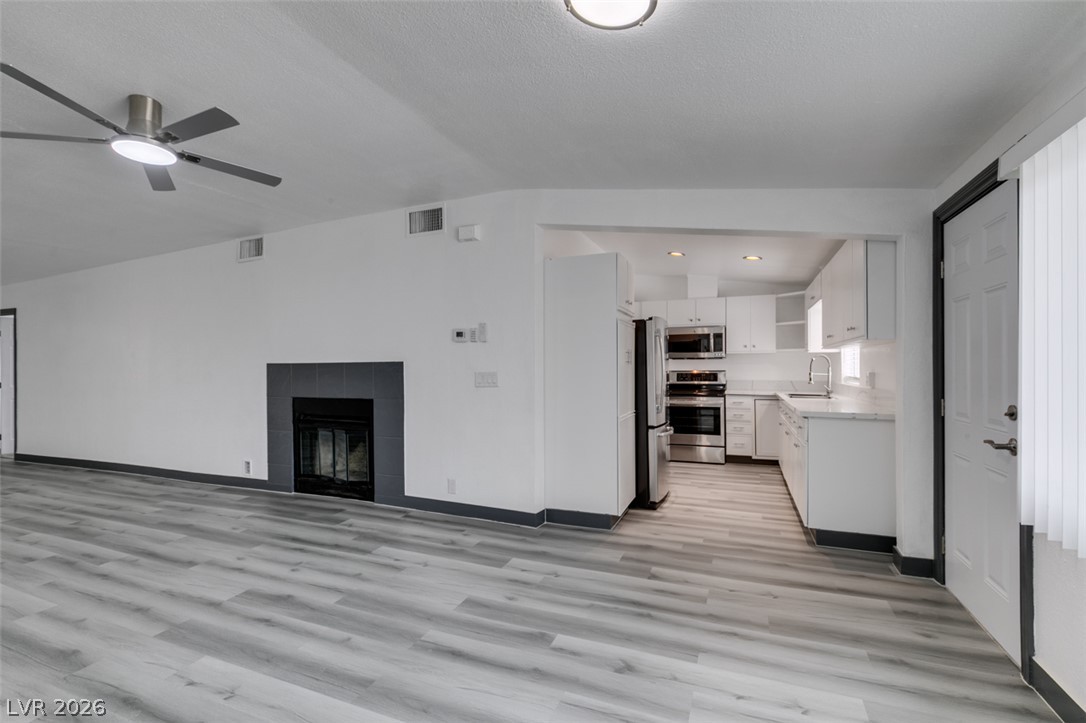 1922 Houston Drive Property Photo 11