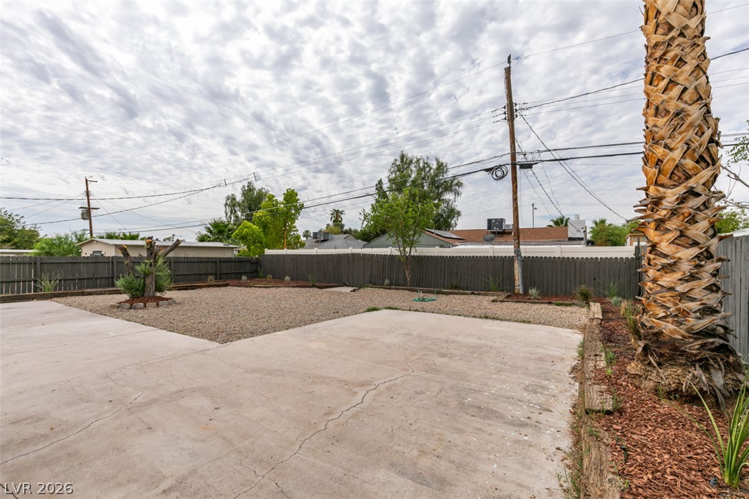1922 Houston Drive Property Photo 28