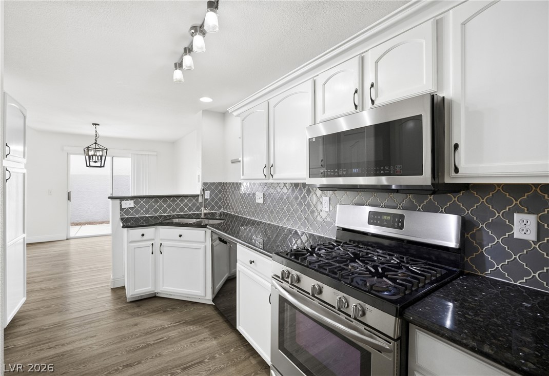 206 Luninborg Street Property Photo 3