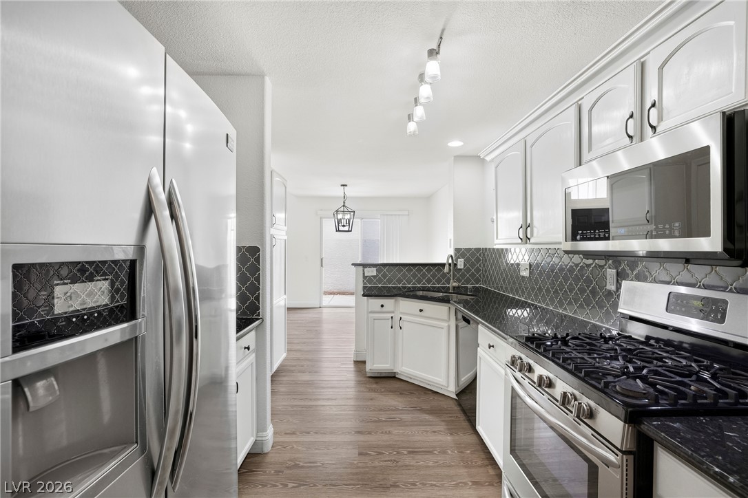 206 Luninborg Street Property Photo 4