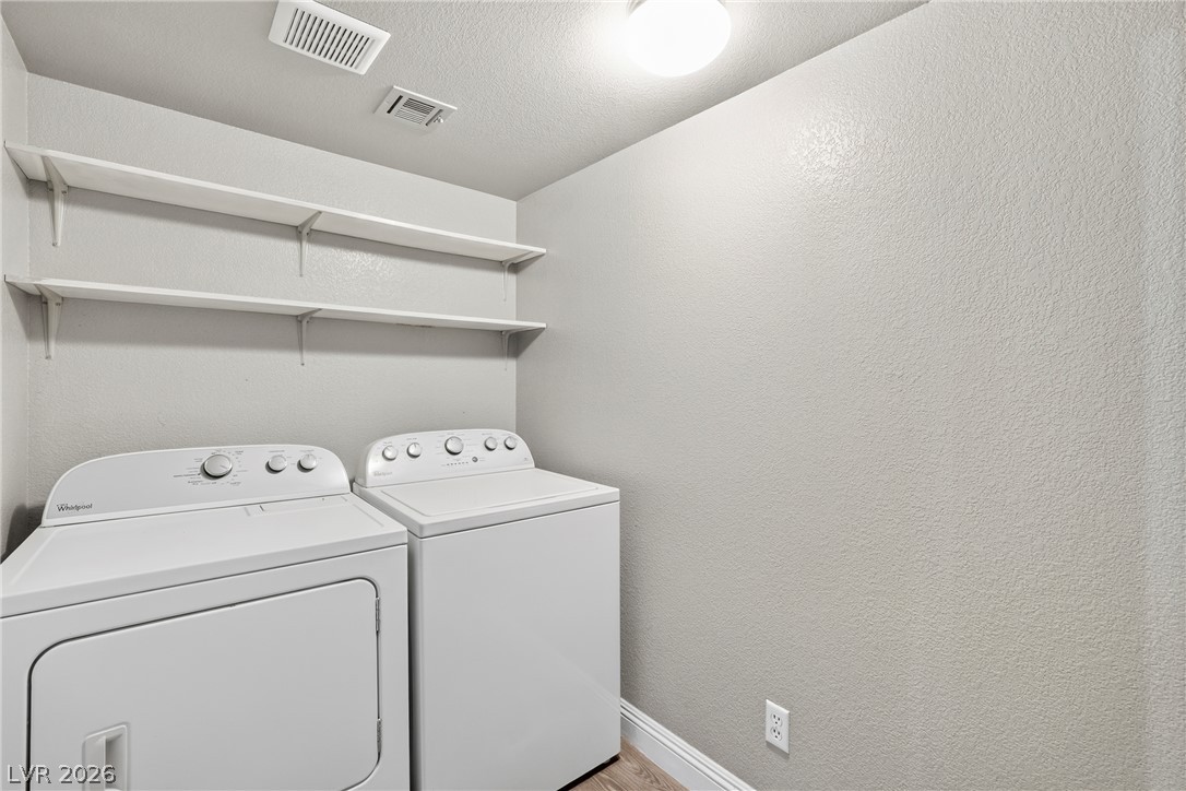 206 Luninborg Street Property Photo 16
