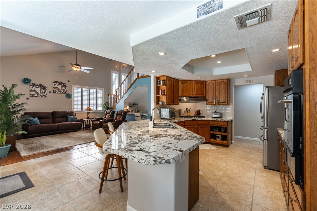 2813 High View Drive Property Photo 10