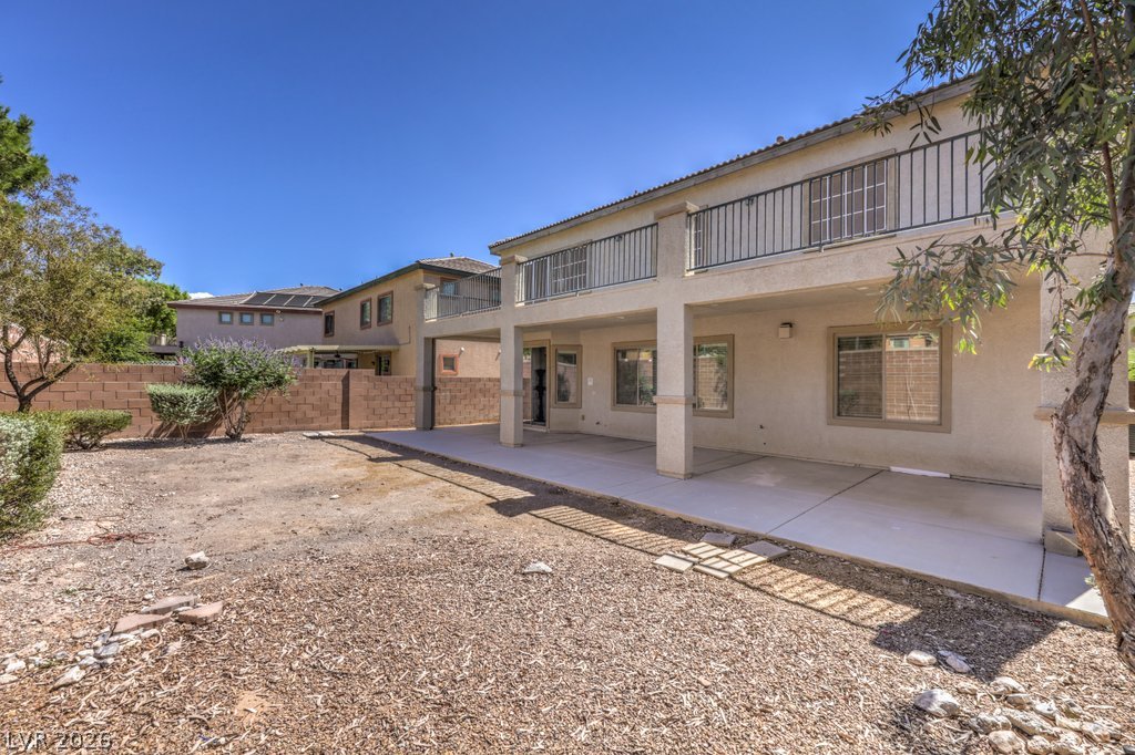 8229 Sawmill Falls Street Property Photo 16