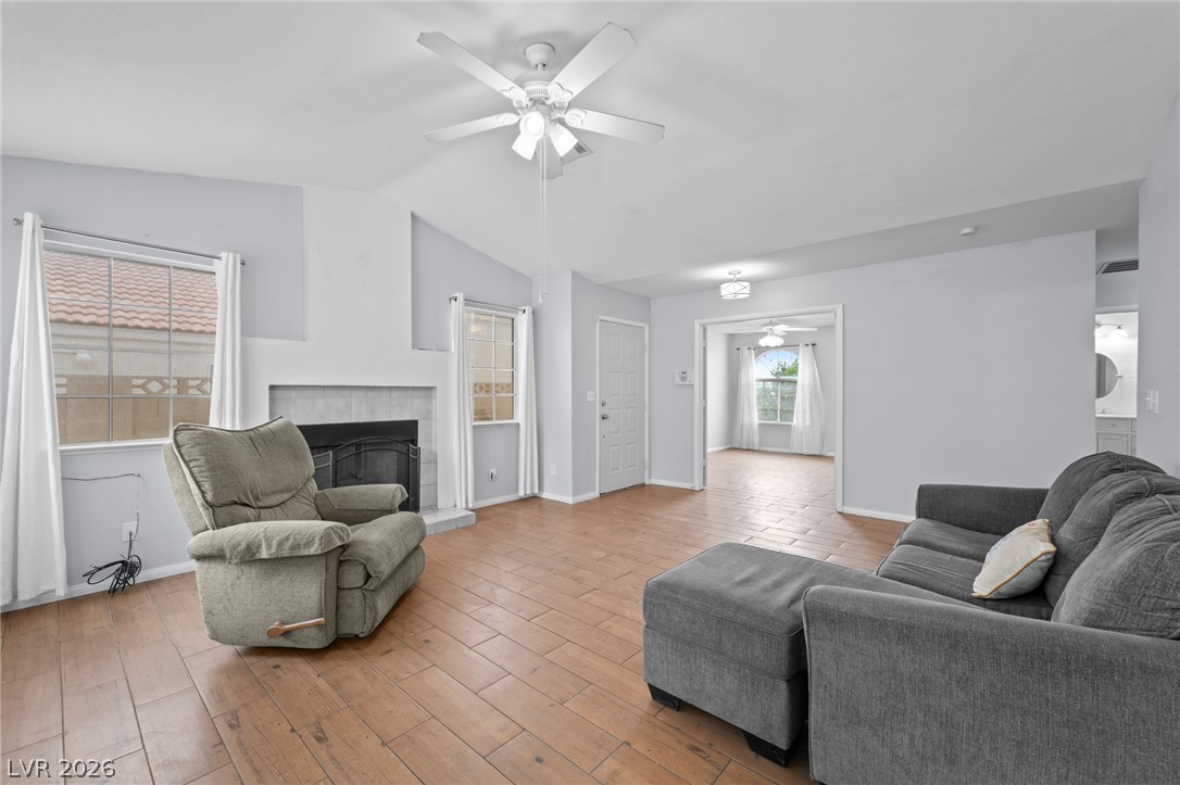 7155 East Carey Avenue Property Photo 7