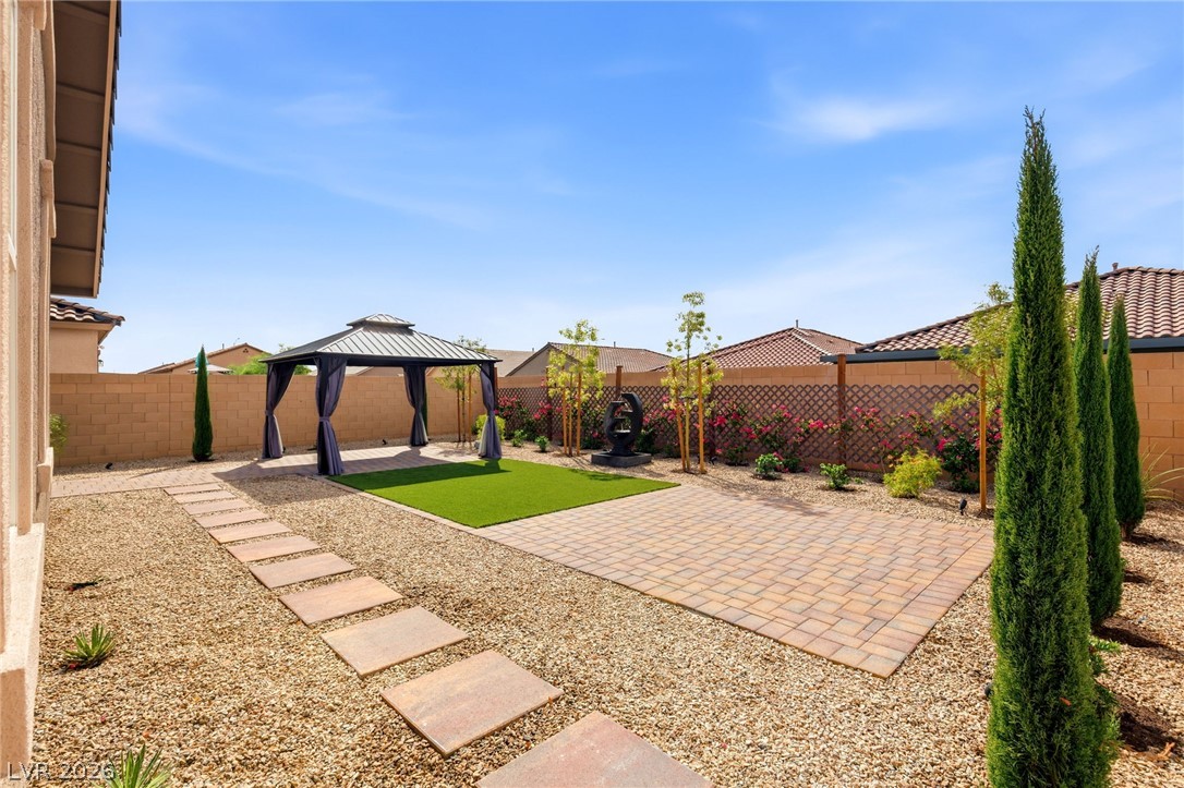 98 Cadence Crest Avenue Property Photo 34