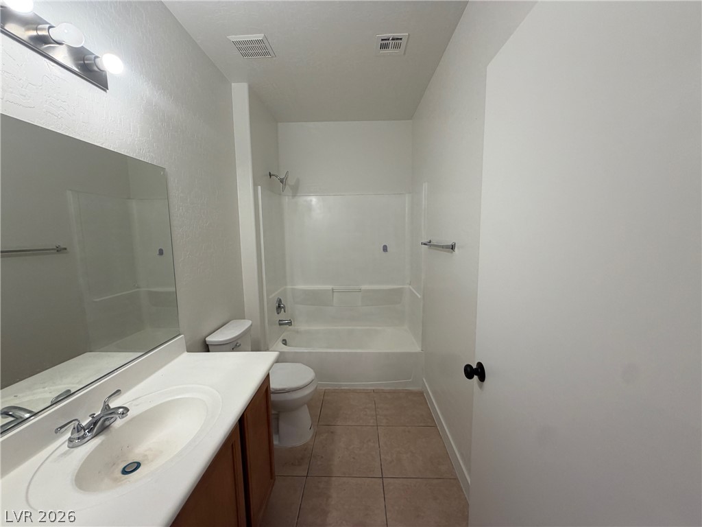 4675 Basilicata Lane 203 Property Photo 7