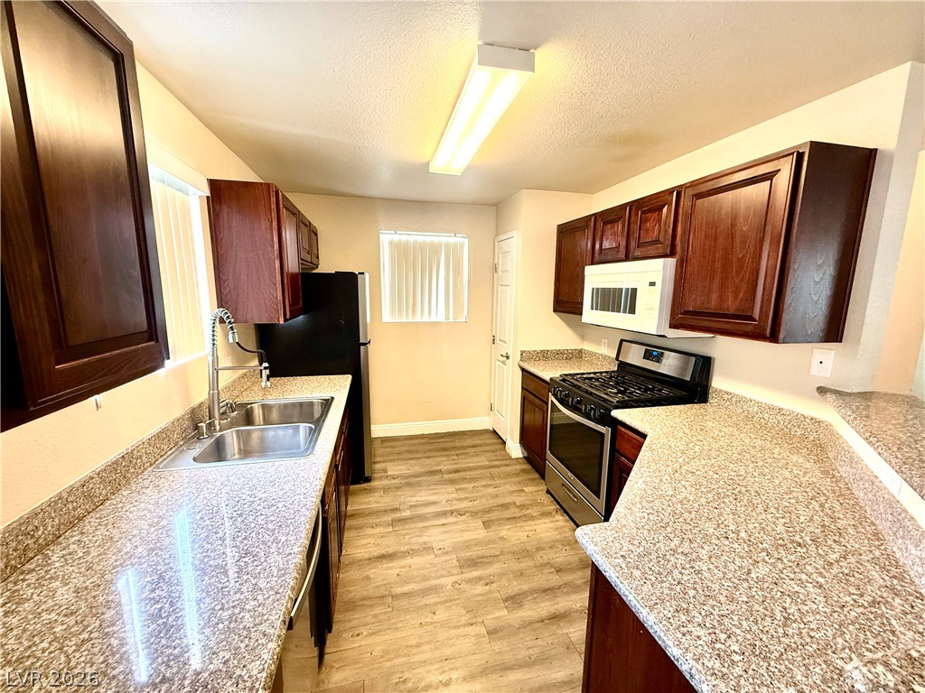 2801 North Rainbow Bl Boulevard 179 Property Photo 7