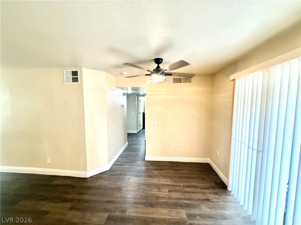 2801 North Rainbow Bl Boulevard 179 Property Photo 8