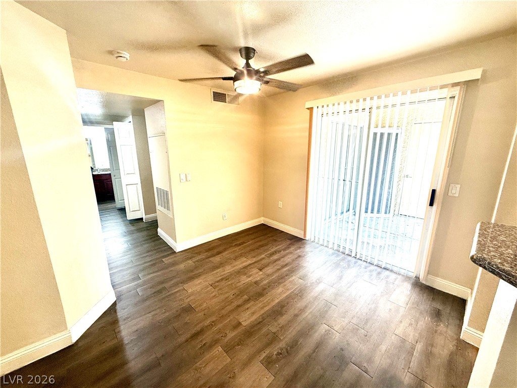 2801 North Rainbow Bl Boulevard 179 Property Photo 9