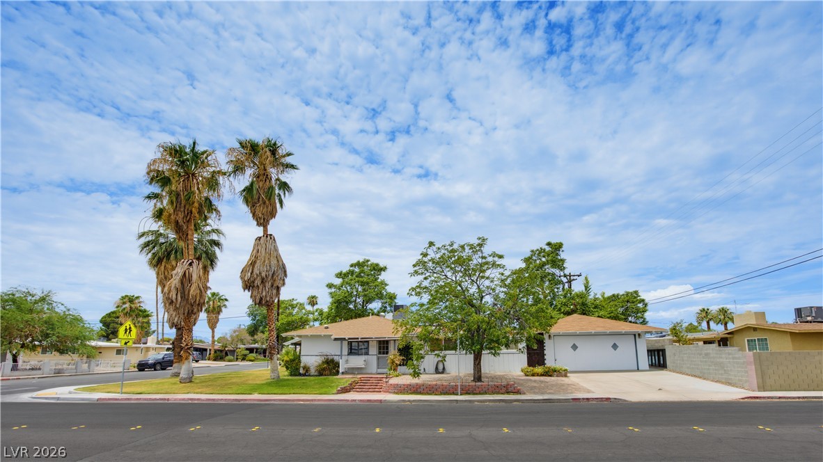 4100 El Cederal Avenue Property Photo 3