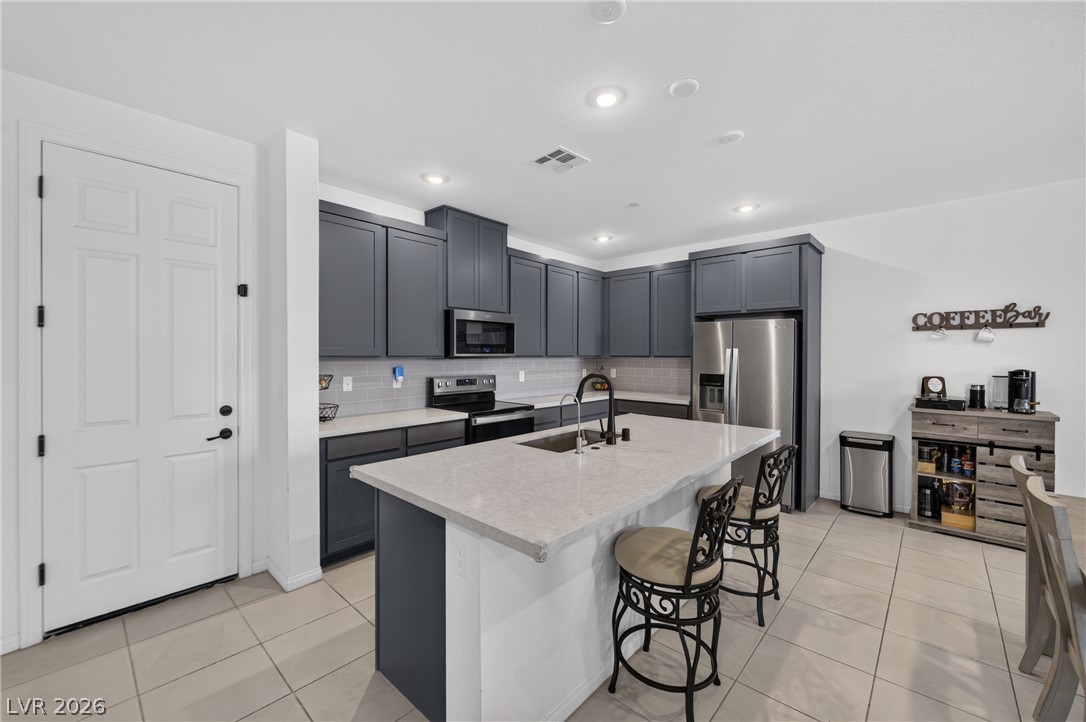 826 Royal Beekman Street Property Photo 3