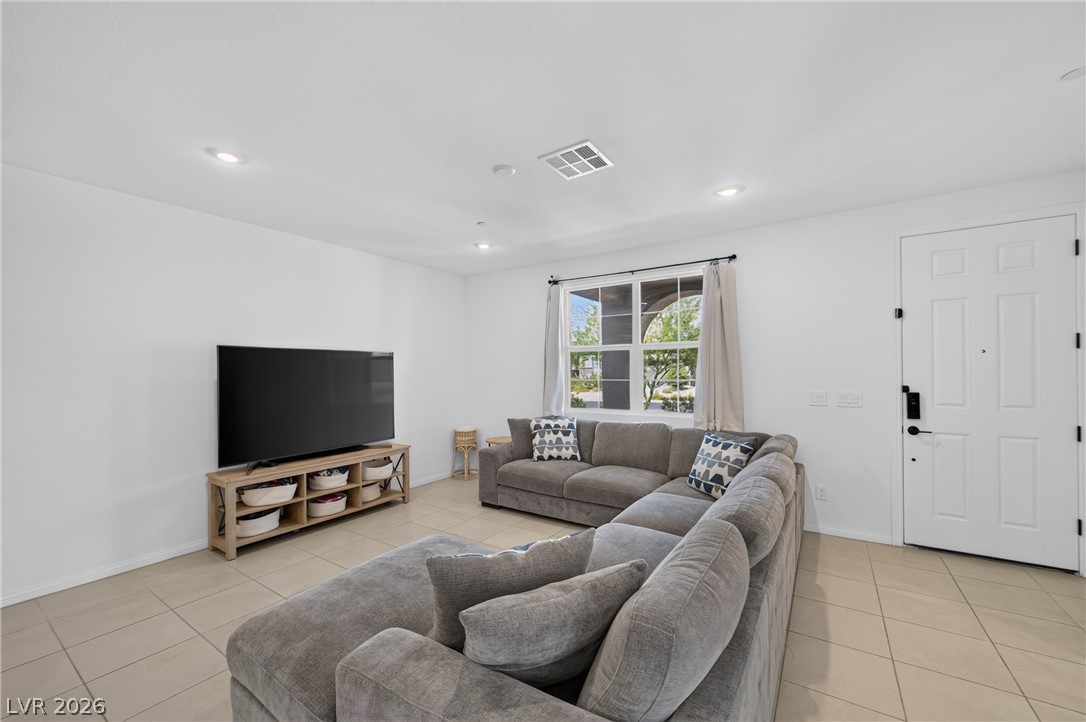 826 Royal Beekman Street Property Photo 10