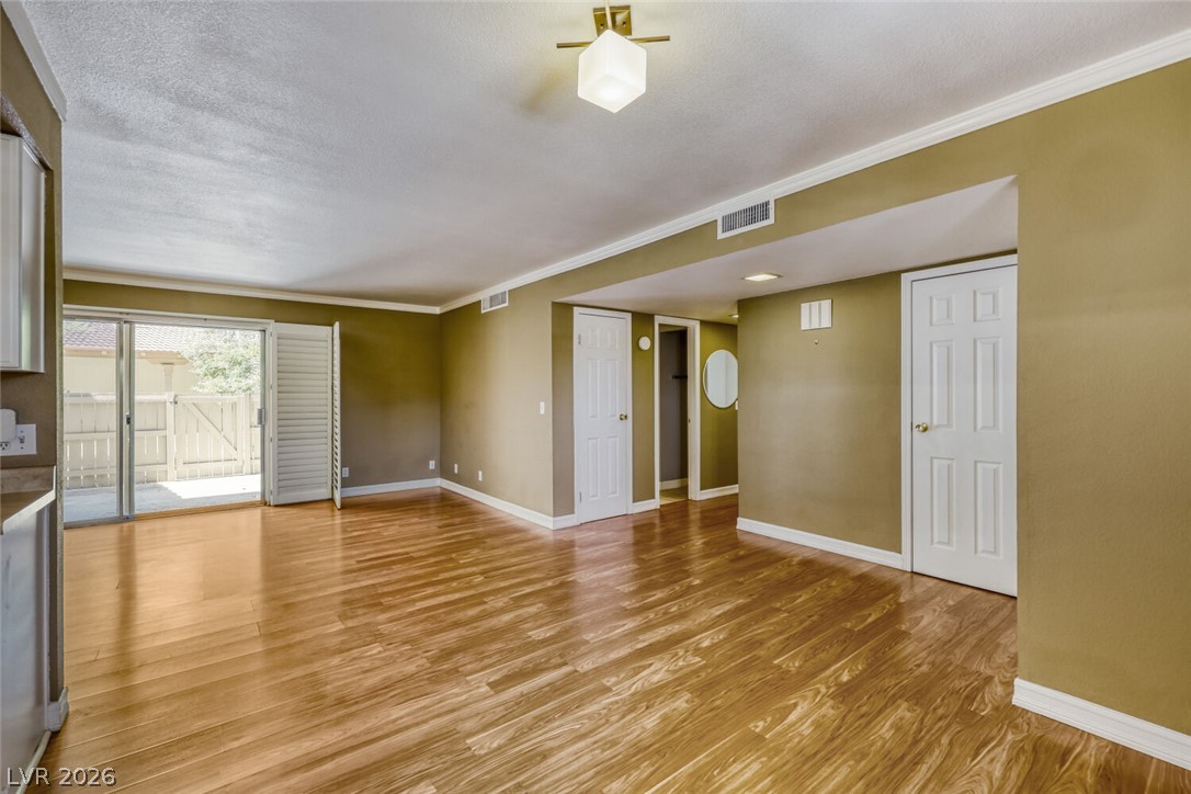 3173 Pinehurst Drive A Property Photo 8