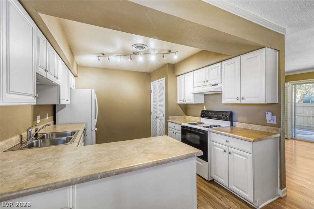 3173 Pinehurst Drive A Property Photo 22