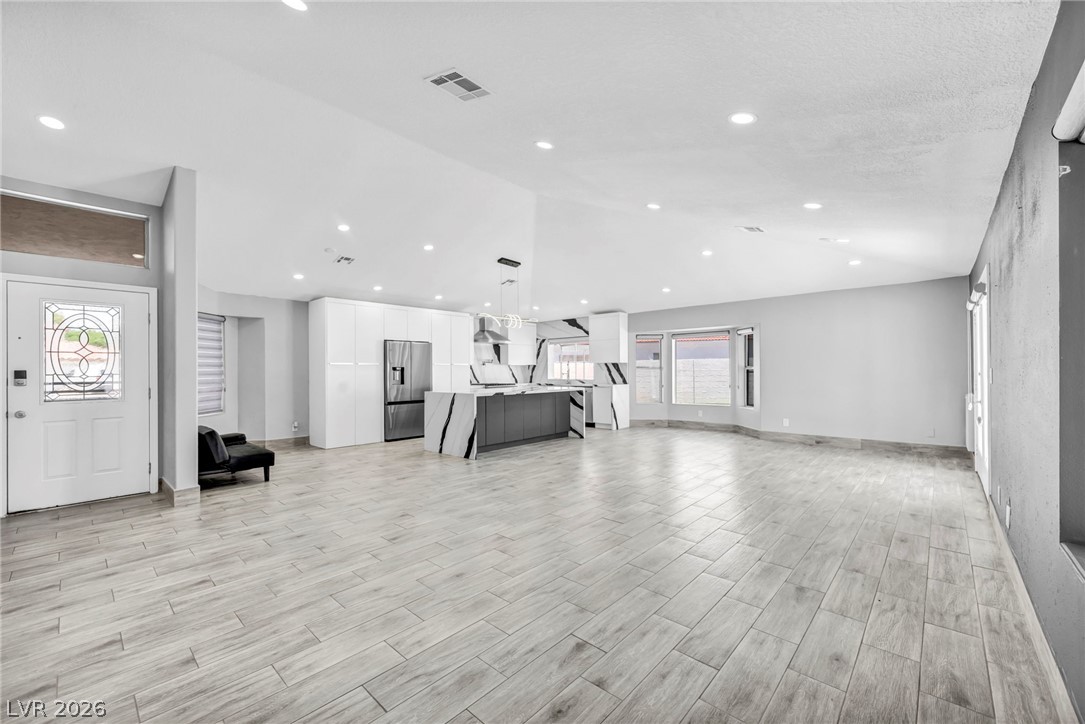3000 Blue Fin Circle Property Photo 3