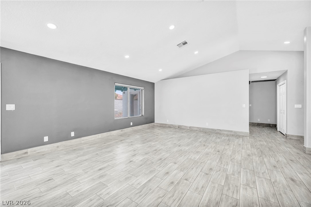 3000 Blue Fin Circle Property Photo 6