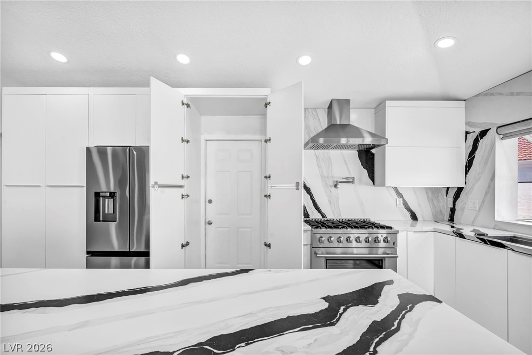 3000 Blue Fin Circle Property Photo 21