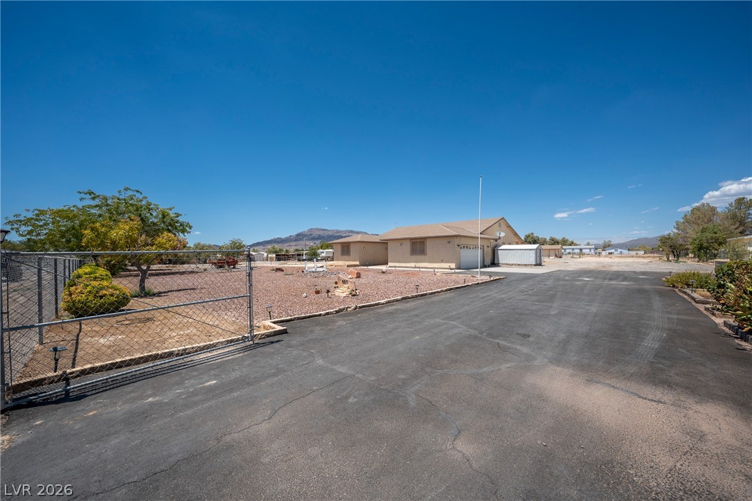 680 Mcmurray Drive Property Photo 11
