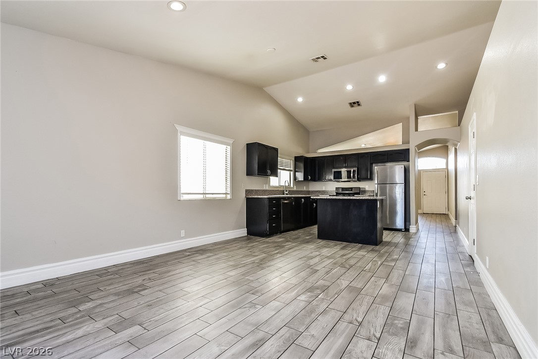 4611 Chestnut Blaze Drive Property Photo 6