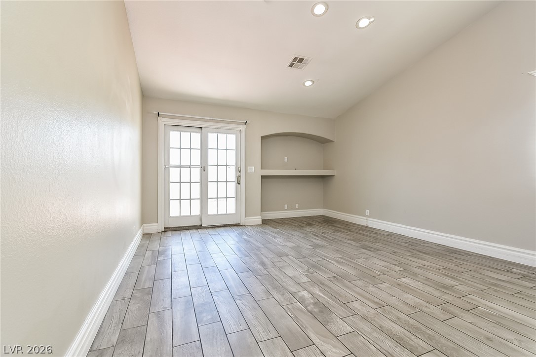 4611 Chestnut Blaze Drive Property Photo 9