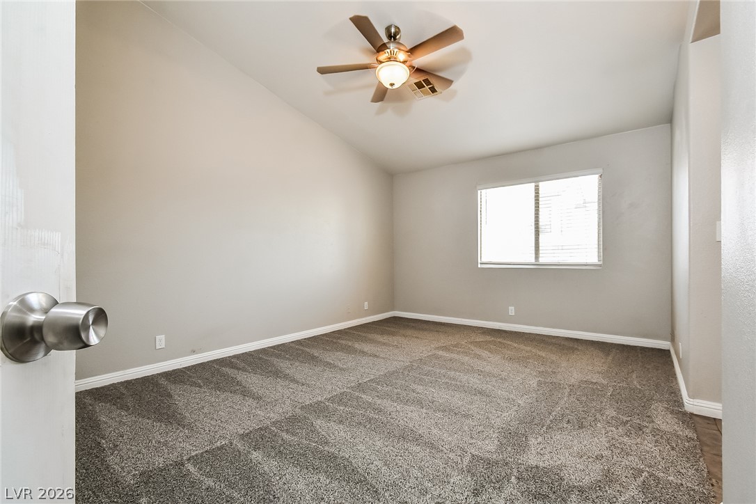 4611 Chestnut Blaze Drive Property Photo 11