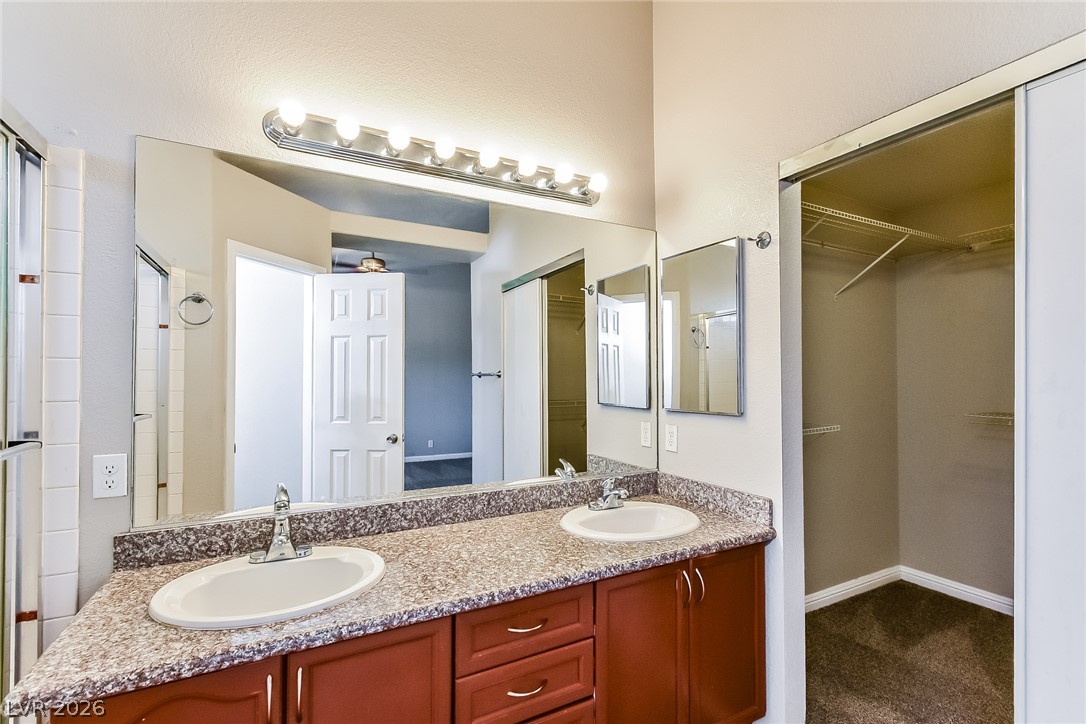 4611 Chestnut Blaze Drive Property Photo 15