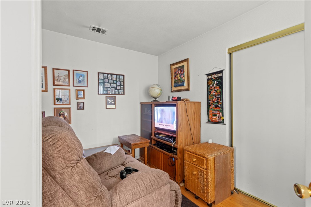 1107 Mount Everest Court Property Photo 33