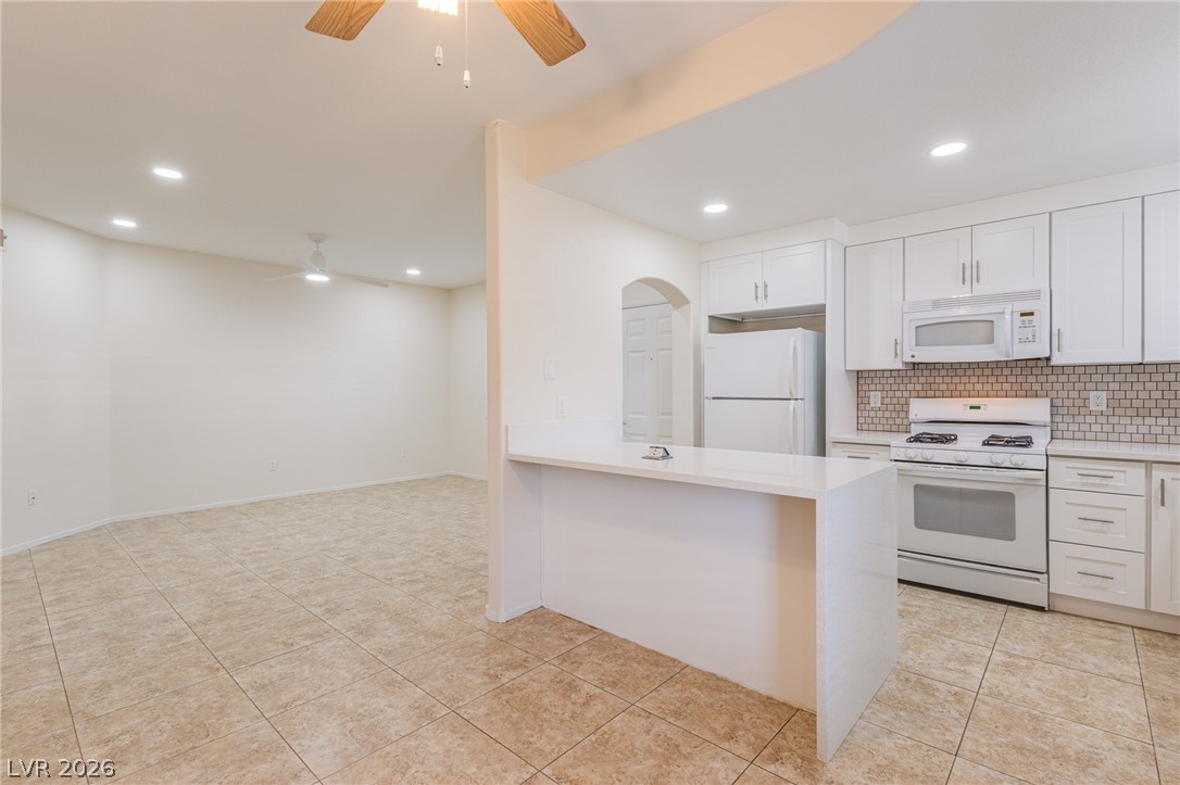 300 Pine Haven Street 101 Property Photo 4
