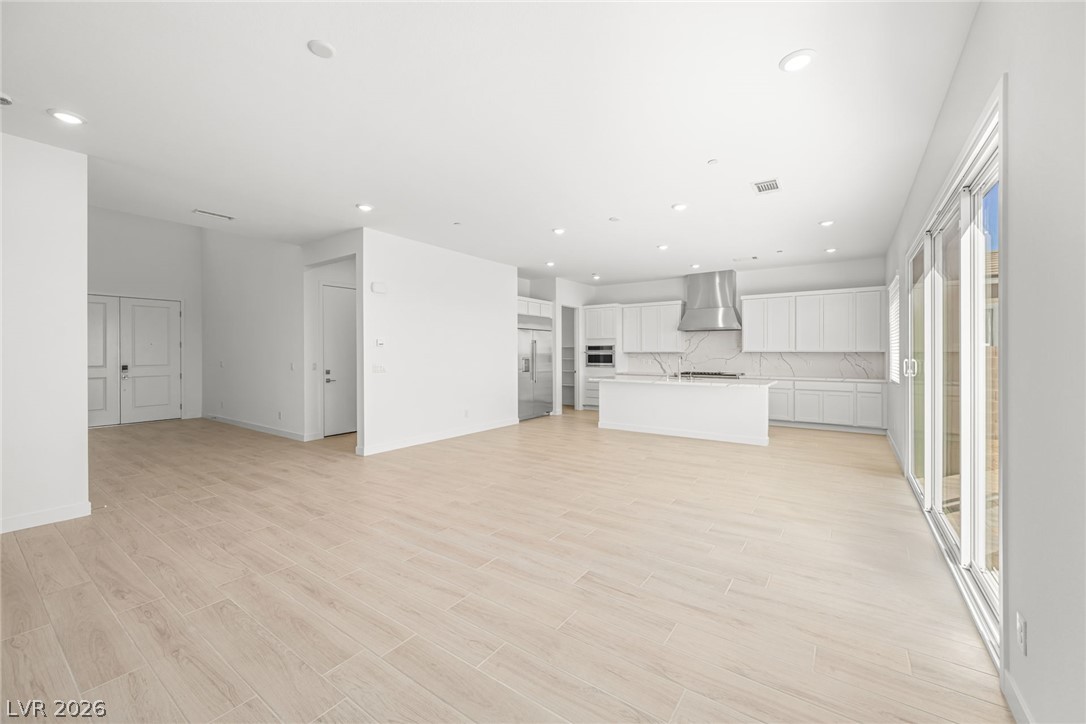 1634 Amalfi Arches Place Property Photo 4