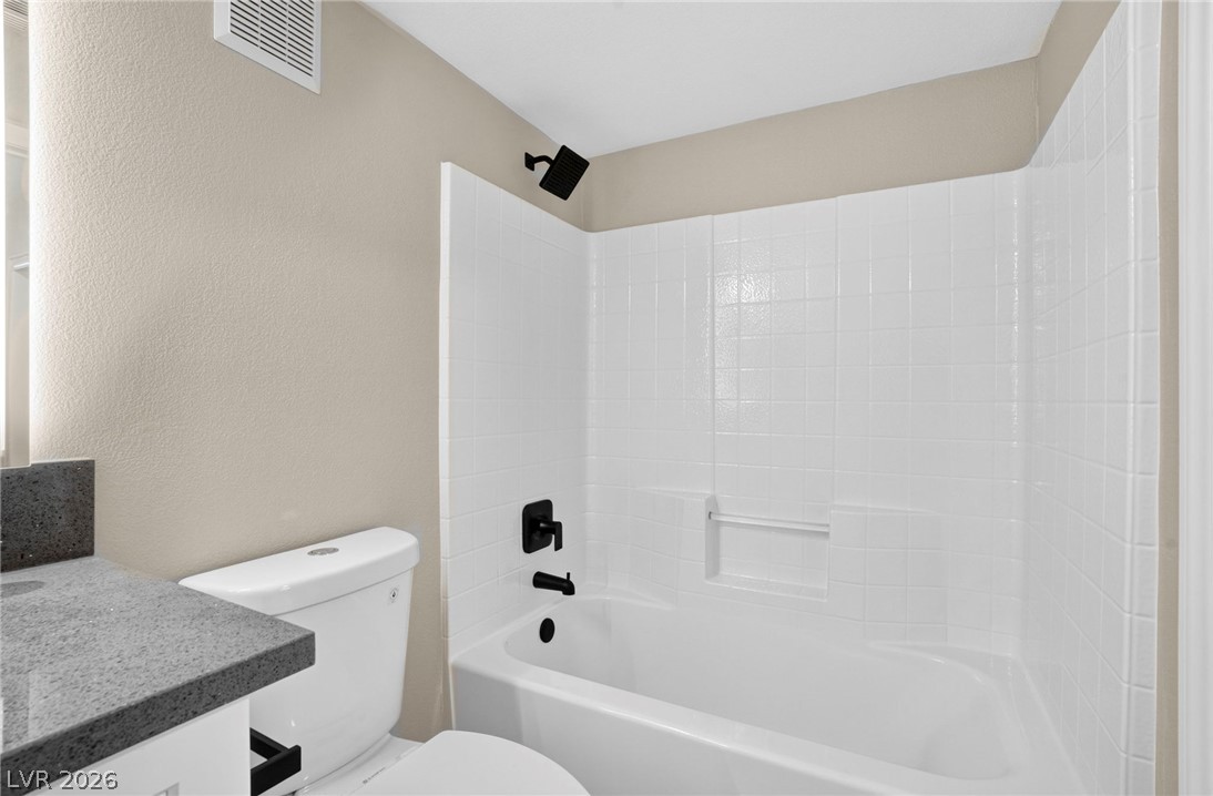 2106 Sleepy Court Property Photo 8