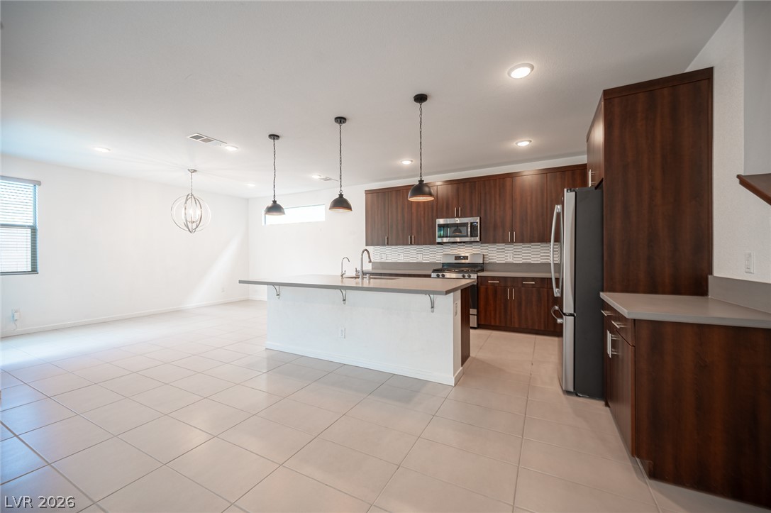 524 Grand Cascade Place Property Photo 8