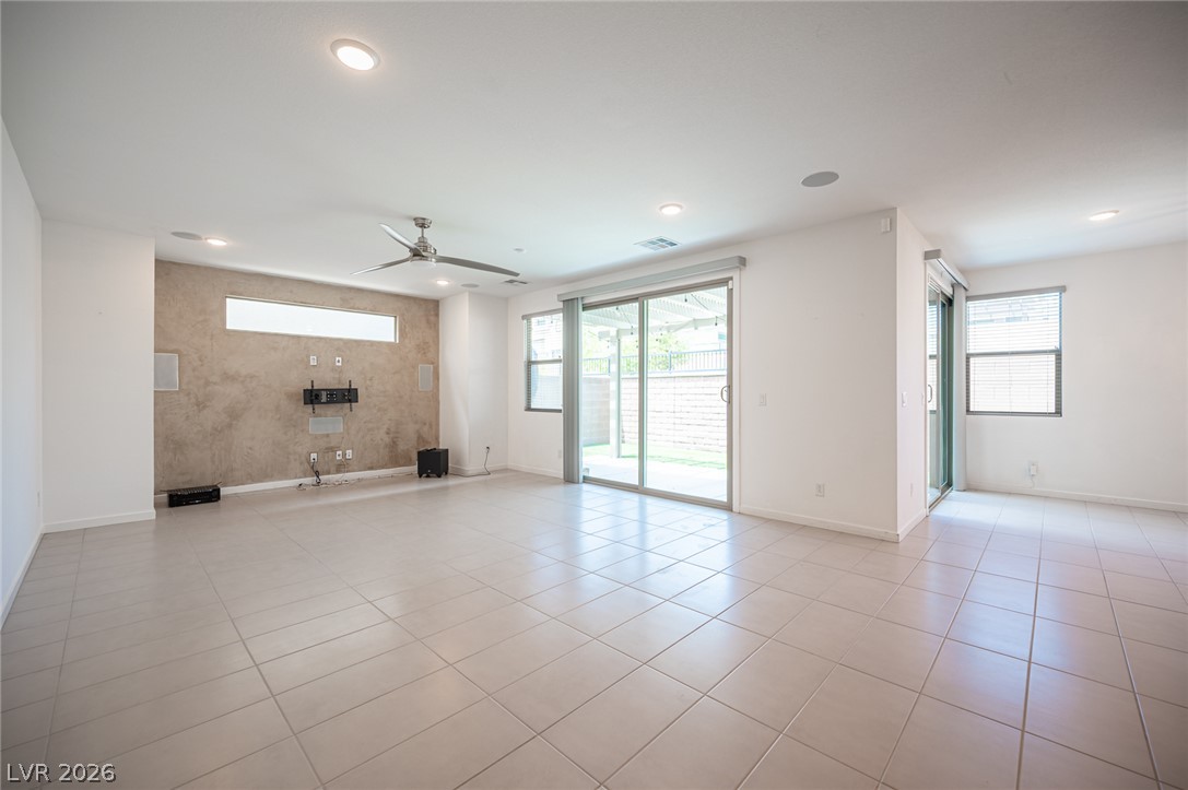 524 Grand Cascade Place Property Photo 12