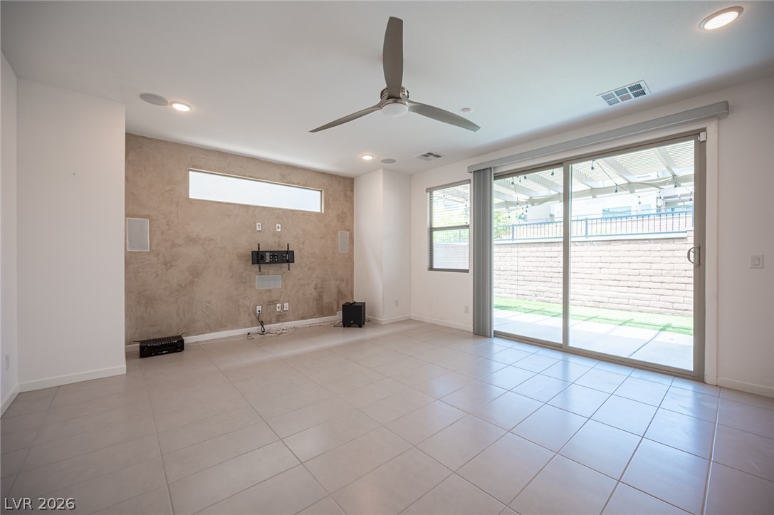 524 Grand Cascade Place Property Photo 14