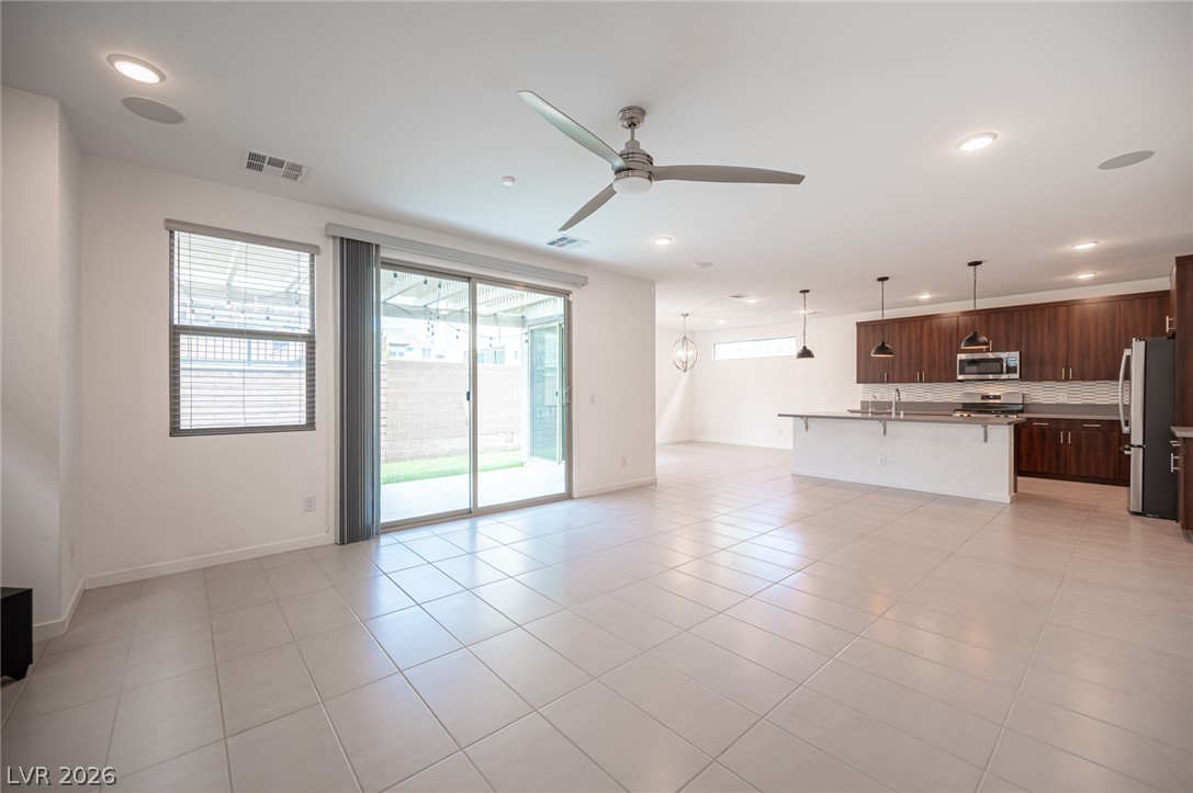 524 Grand Cascade Place Property Photo 16