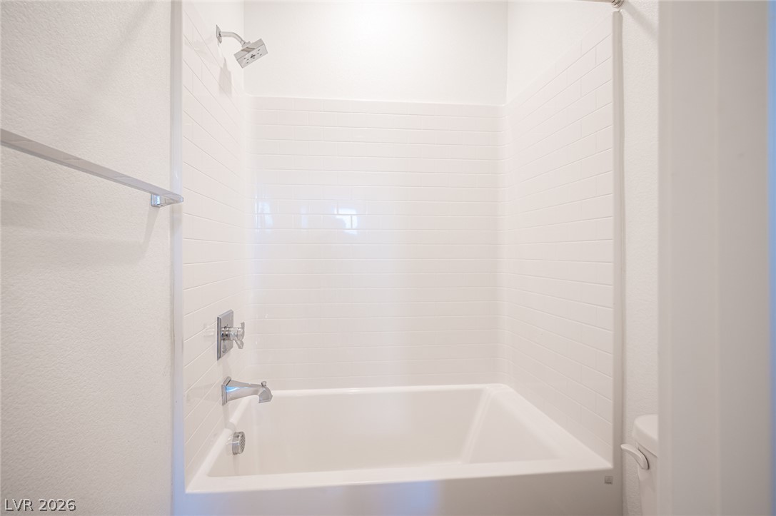 524 Grand Cascade Place Property Photo 26