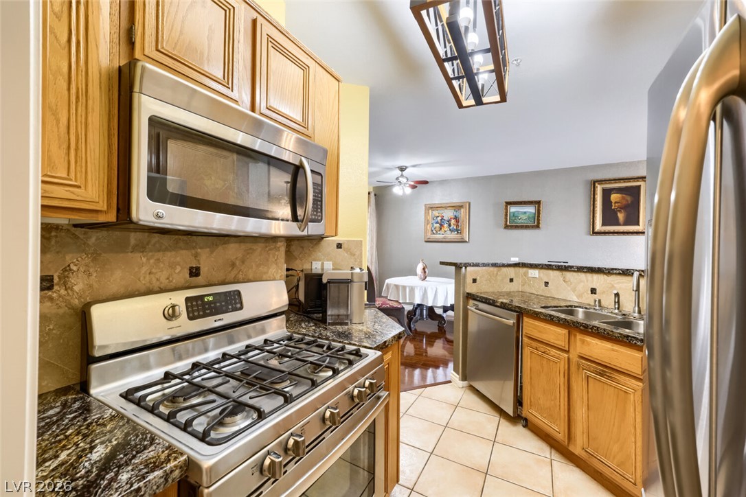7111 South Durango Drive 307 Property Photo 12