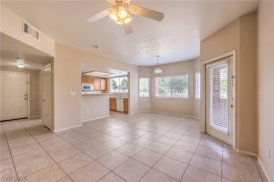 833 Aspen Peak Loop 1711 Property Photo 3