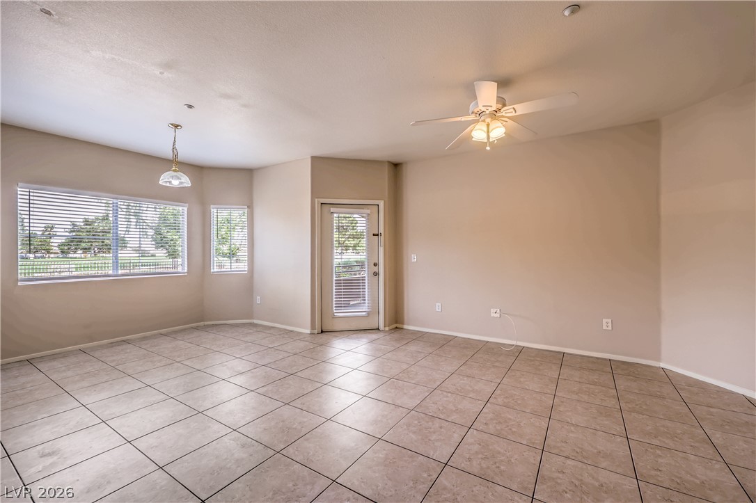 833 Aspen Peak Loop 1711 Property Photo 4