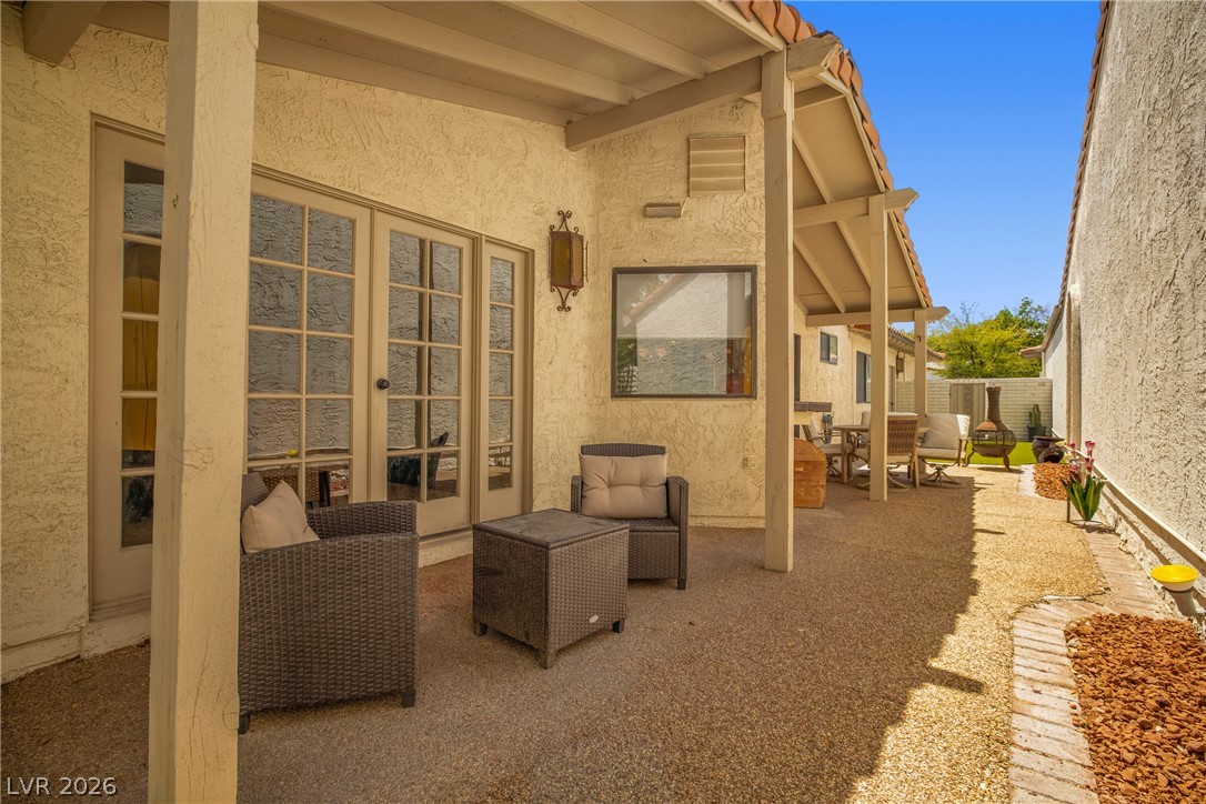 1913 Plaza Del Dios Property Photo 44