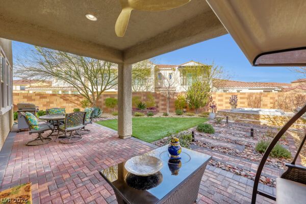 492 Norcia Place Property Photo 11