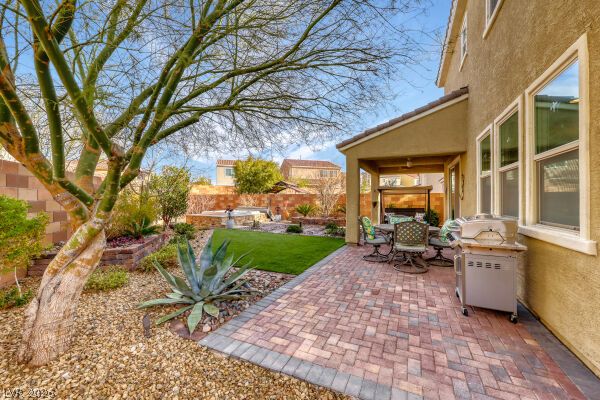 492 Norcia Place Property Photo 14