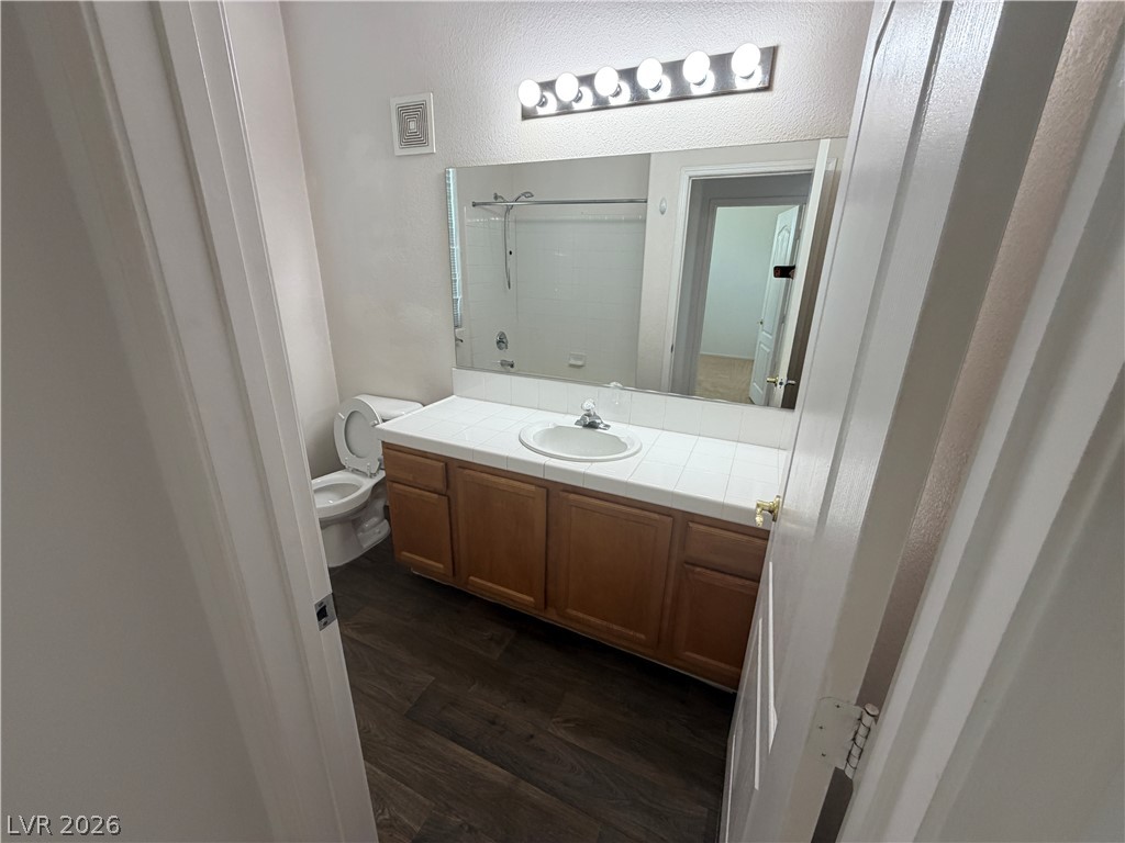 2325 Windmill Parkway 324 Property Photo 16