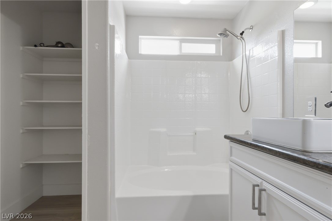 8910 Marble Light Avenue Property Photo 19