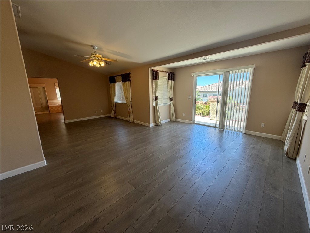 2381 Goldfire Circle Property Photo 11