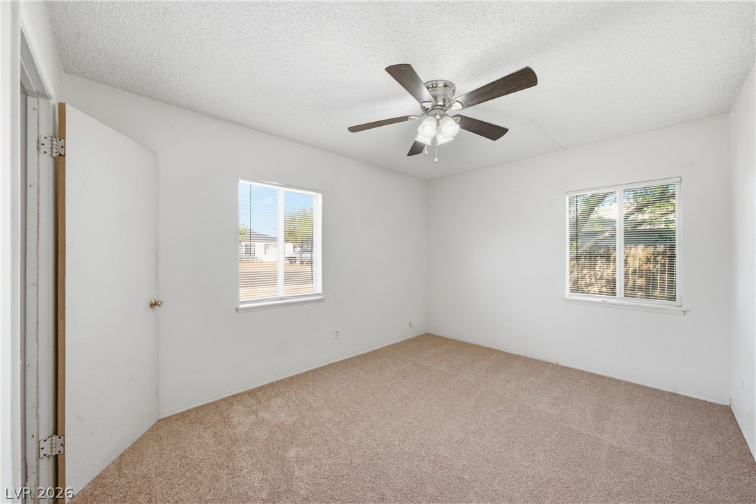 571 National Street Property Photo 6