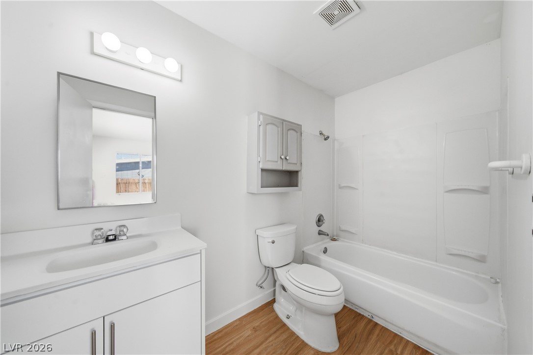 571 National Street Property Photo 29