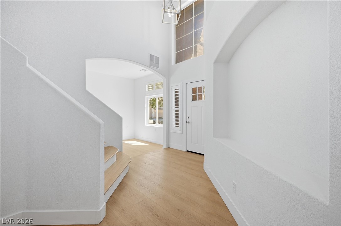 8640 Vivid Violet Avenue Property Photo 13