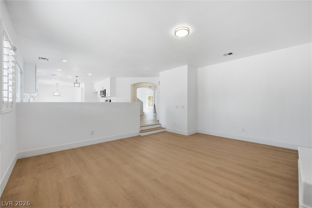 8640 Vivid Violet Avenue Property Photo 20