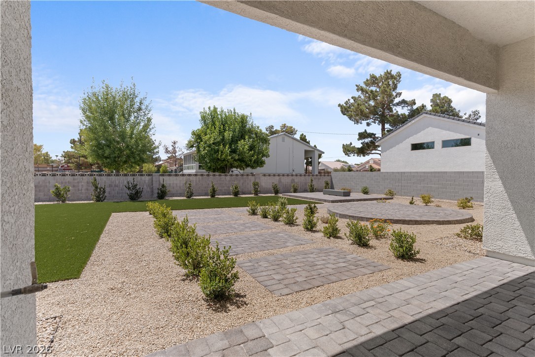 5632 Grizzly Summit Drive Property Photo 15